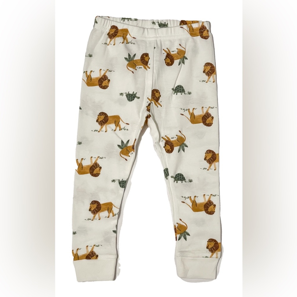 🛹 3 for $10
Carter's White Leggings with Lion Print